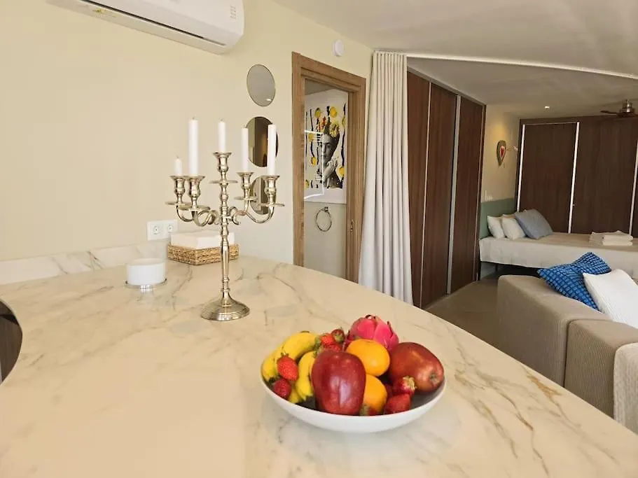 טורמולינוס Miami Solstice Apartment With Breathtaking Views By Namaste Elite ספרד